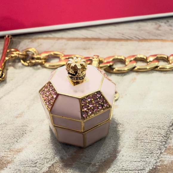 JUICY COUTURE PAVE HEART STARTER SET CHARM BRACELET RARE MUSIC BOX CHARM - Picture 3 of 8